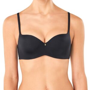 TRIUMPH BODY MAKE-UP ESSENTIALS MWH