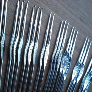 Tulip Μεταλλικό Βελονάκι